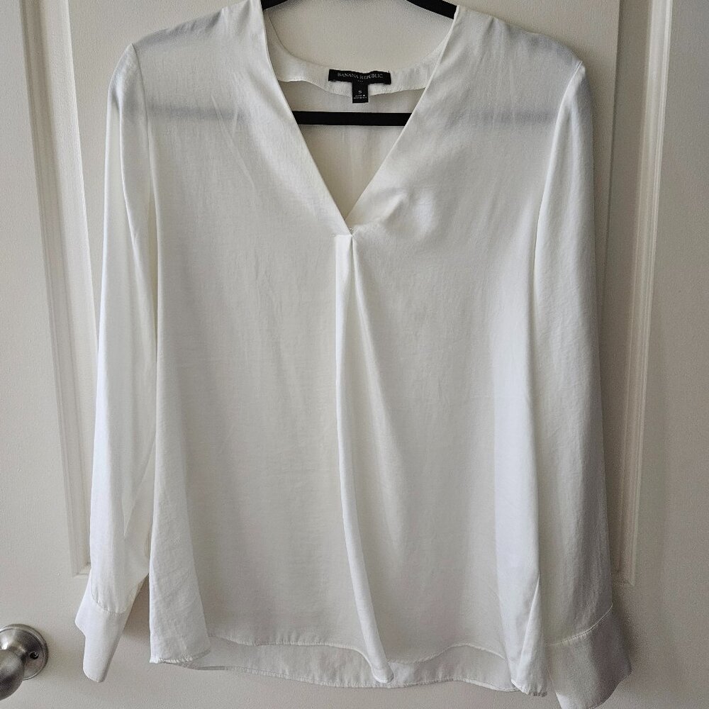 Banana Republic Drapey V-Neck Top